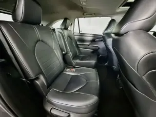 Toyota Highlander 2023 L 4dr SUV