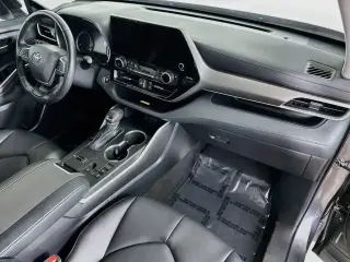 Toyota Highlander 2023 L 4dr SUV