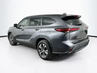 Toyota Highlander 2023 L 4dr SUV