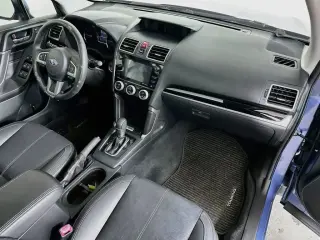 Subaru Forester 2017 AWD 2.0XT Touring 4dr Wagon
