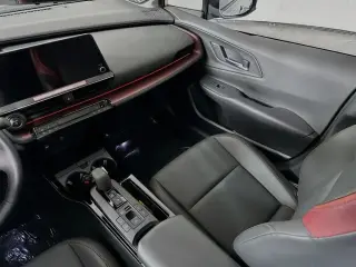 Toyota Prius Plug-in Hybrid 2025 SE 4dr Hatchback