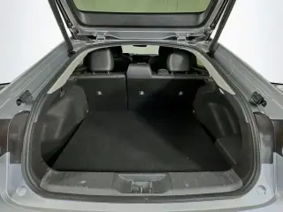 Toyota Prius Plug-in Hybrid 2025 SE 4dr Hatchback