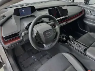 Toyota Prius Plug-in Hybrid 2025 SE 4dr Hatchback