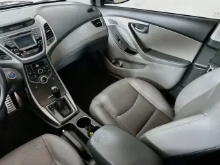 Hyundai ELANTRA 2014 Sport 4dr Sedan 6M