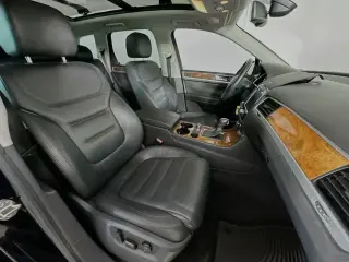 Volkswagen Touareg 2013 AWD TDI Sport 4dr SUV