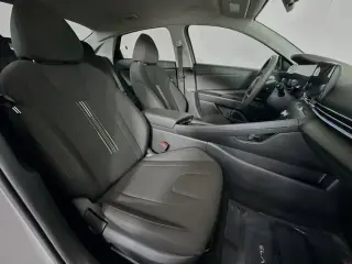 Hyundai ELANTRA Hybrid 2024 Blue 4dr Sedan