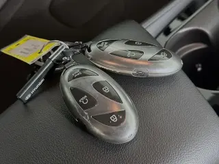 Hyundai ELANTRA Hybrid 2024 Blue 4dr Sedan