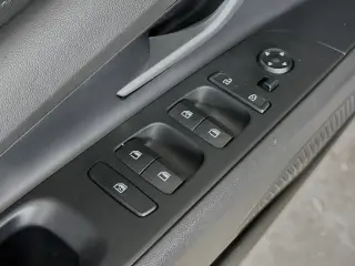 Hyundai ELANTRA Hybrid 2024 Blue 4dr Sedan