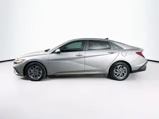 Hyundai ELANTRA Hybrid 2024 Blue 4dr Sedan