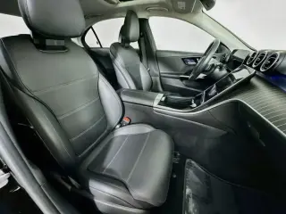 Mercedes-Benz C-Class 2024 C 300 4dr Sedan