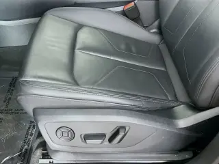 Audi Q3 2025 AWD quattro S line Premium 45 TFSI 4dr SUV