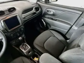 Jeep Renegade 2023 4x4 Latitude 4dr SUV