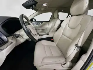Volvo S60 2024 AWD B5 Plus Dark Theme 4dr Sedan
