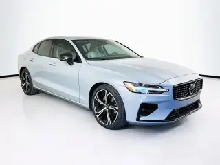 Volvo S60 2024 AWD B5 Plus Dark Theme 4dr Sedan
