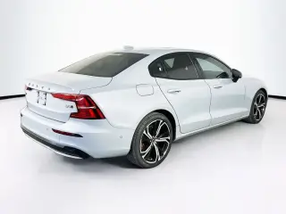 Volvo S60 2024 AWD B5 Plus Dark Theme 4dr Sedan