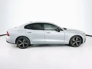 Volvo S60 2024 AWD B5 Plus Dark Theme 4dr Sedan
