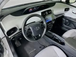 Toyota Prius 2021 L Eco 4dr Hatchback