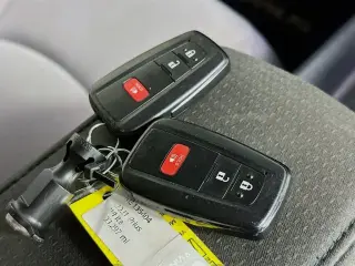 Toyota Prius 2021 L Eco 4dr Hatchback