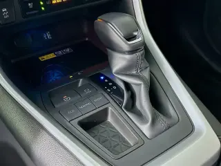 Toyota RAV4 2025 Limited 4dr SUV