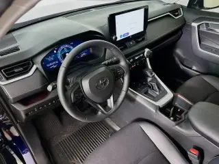 Toyota RAV4 2025 Limited 4dr SUV