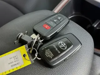 Toyota RAV4 2025 Limited 4dr SUV