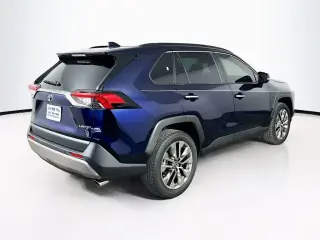 Toyota RAV4 2025 Limited 4dr SUV