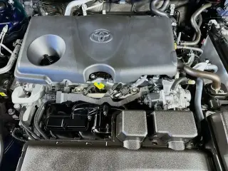 Toyota RAV4 2025 Limited 4dr SUV