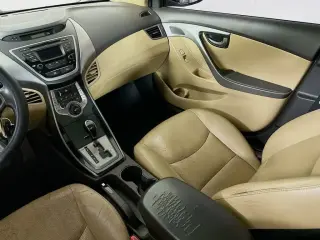 Hyundai ELANTRA 2013 GLS 4dr Sedan 6M