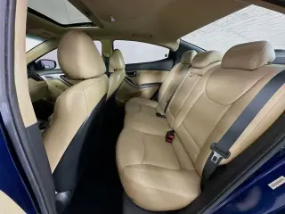 Hyundai ELANTRA 2013 GLS 4dr Sedan 6M