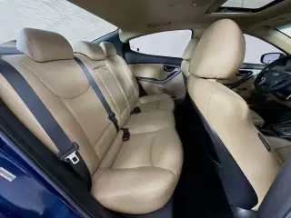 Hyundai ELANTRA 2013 GLS 4dr Sedan 6M