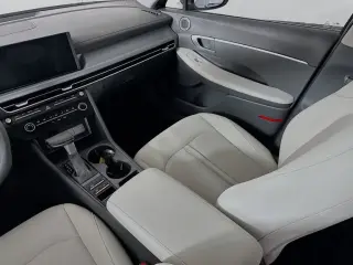 Hyundai SONATA 2025 SE 4dr Sedan