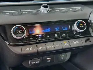Hyundai ELANTRA Hybrid 2024 Limited 4dr Sedan