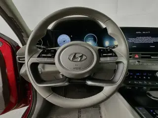Hyundai ELANTRA 2023 SEL 4dr Sedan