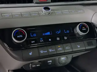 Hyundai ELANTRA 2023 SEL 4dr Sedan
