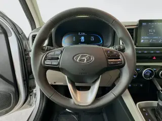 Hyundai VENUE 2025 Limited 4dr Crossover