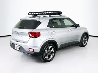 Hyundai VENUE 2025 Limited 4dr Crossover
