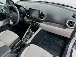 Hyundai VENUE 2025 Limited 4dr Crossover