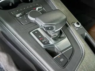 Audi A4 2019 Titanium 40 TFSI 4dr Sedan