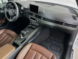 Audi A4 2019 Titanium 40 TFSI 4dr Sedan