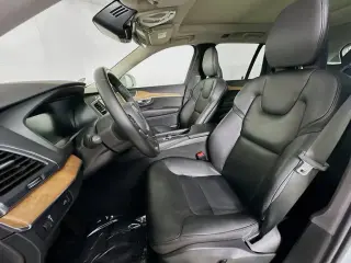Volvo XC90 2022 AWD T6 Momentum 7-Passenger 4dr SUV