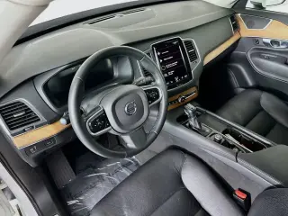 Volvo XC90 2022 AWD T6 Momentum 7-Passenger 4dr SUV