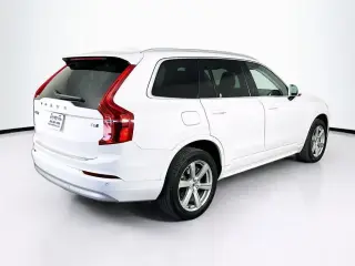 Volvo XC90 2022 AWD T6 Momentum 7-Passenger 4dr SUV