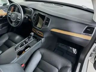 Volvo XC90 2022 AWD T6 Momentum 7-Passenger 4dr SUV