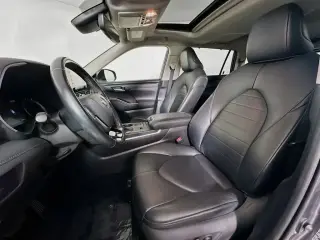 Toyota Highlander Hybrid 2021 AWD XLE 4dr SUV