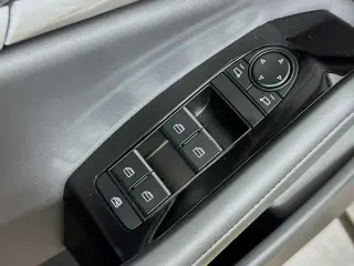 Mazda Mazda3 Hatchback 2025 2.5 S Select Sport 4dr Hatchback