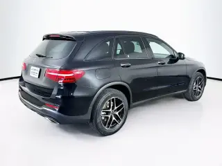 Mercedes-Benz GLC 2018 GLC 300 4dr SUV