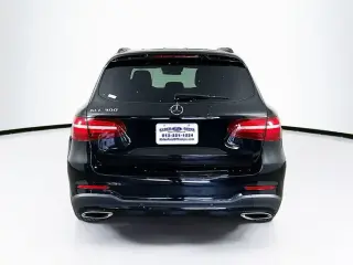 Mercedes-Benz GLC 2018 GLC 300 4dr SUV
