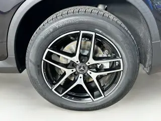 Mercedes-Benz GLC 2018 GLC 300 4dr SUV