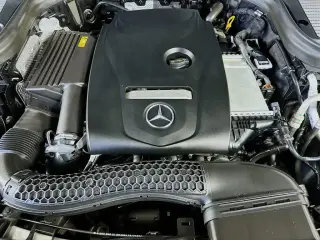 Mercedes-Benz GLC 2018 GLC 300 4dr SUV