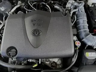 Toyota Camry 2024 XSE V6 4dr Sedan